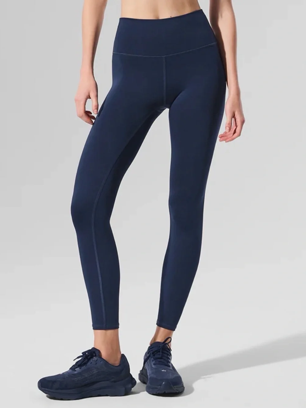 NEW: ALO 7/8 High-Waist Airlift Legging Size XS